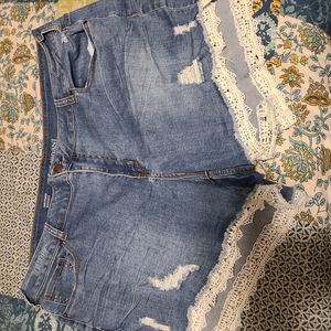 Distressed shorts